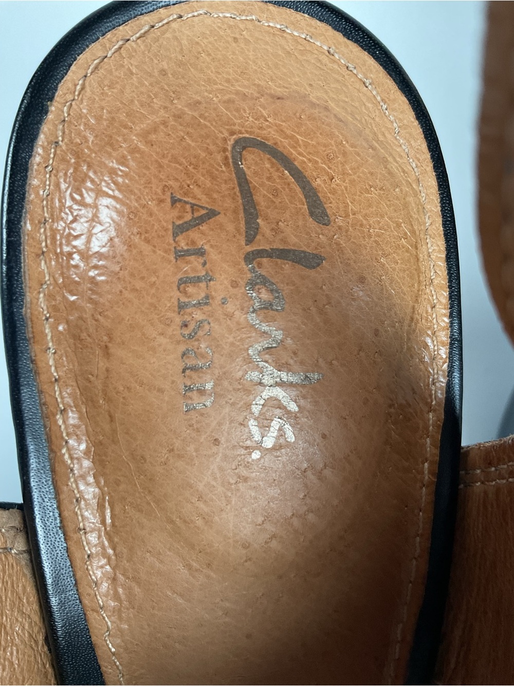 Clarks Artisan Black Leather Slingback Peep Toe Heels Women’s 9.5M - Picture 11 of 11